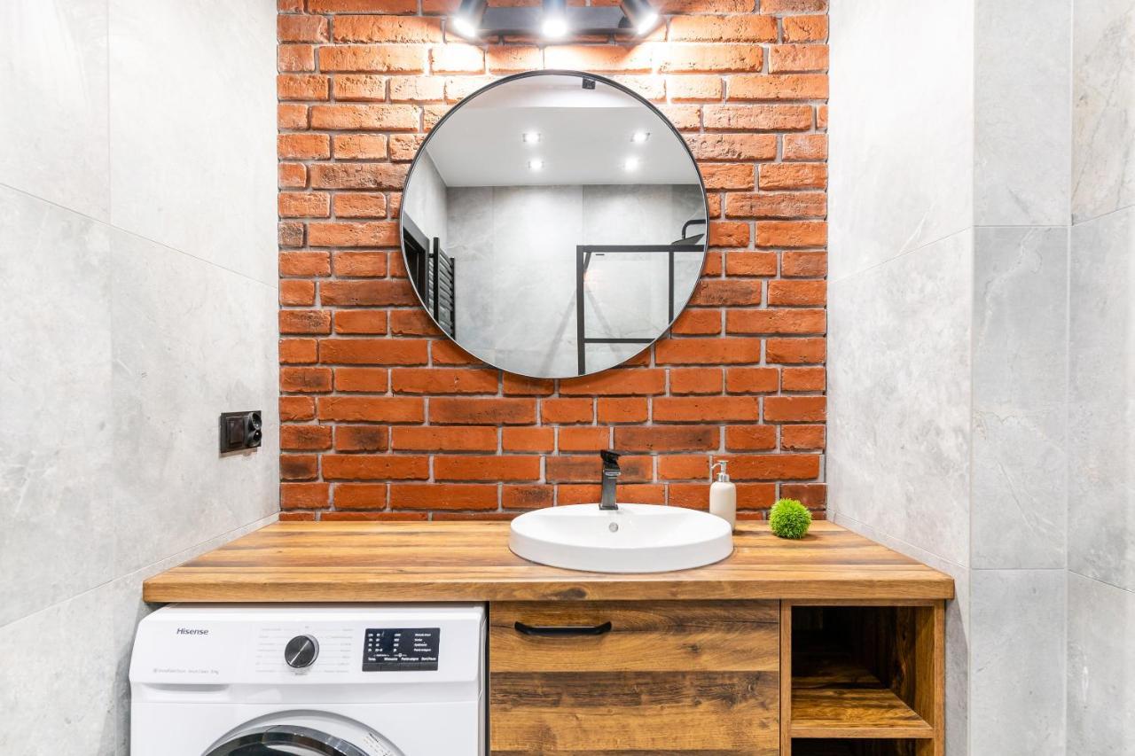 Loft Apart - Loft Nad Rzeka, Centrum, Parking, Netflix I Prime Apartment อิวาวา ภายนอก รูปภาพ